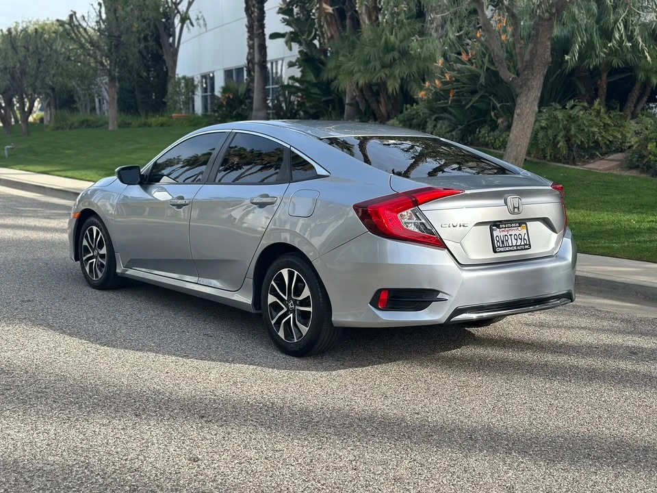 2021 Honda Civic 10th Gen - Image 7 of 19