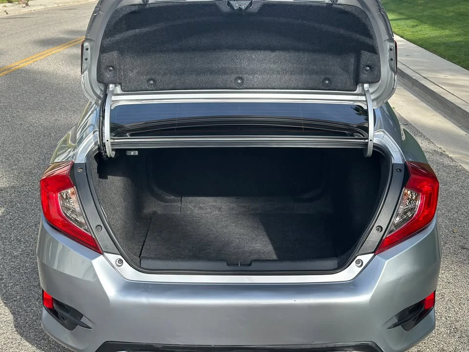 2021 Honda Civic 10th Gen - Image 17 of 19