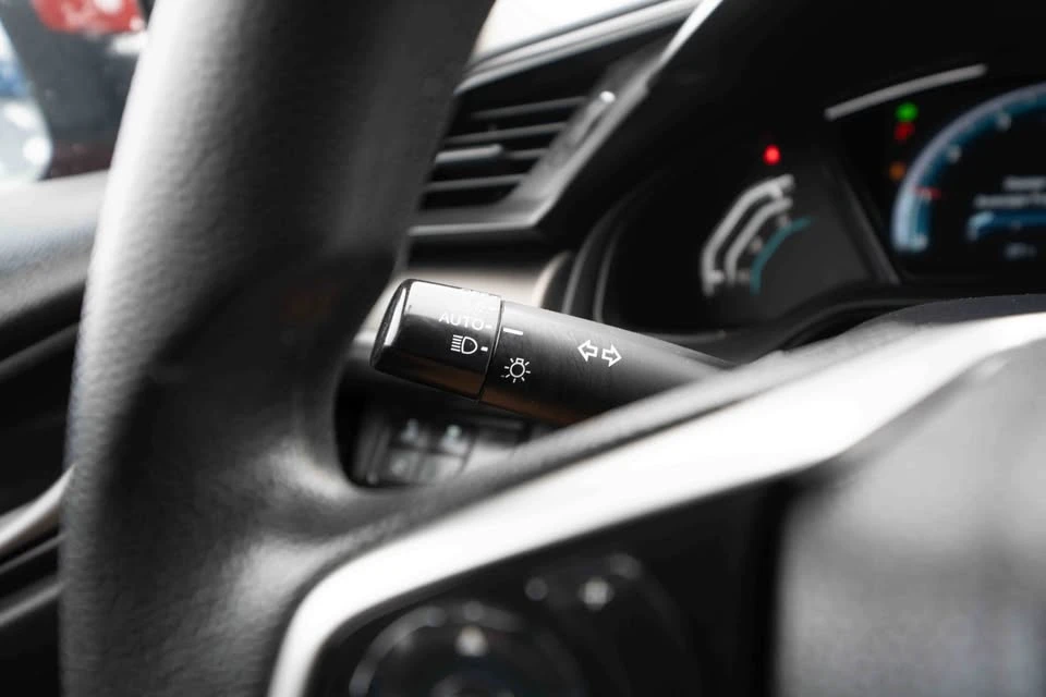 2021 Honda Civic 10th Gen - Image 12 of 19