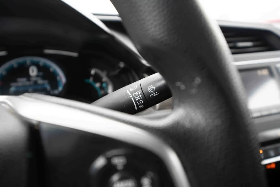 2021 Honda Civic 10th Gen - Image 13 of 19