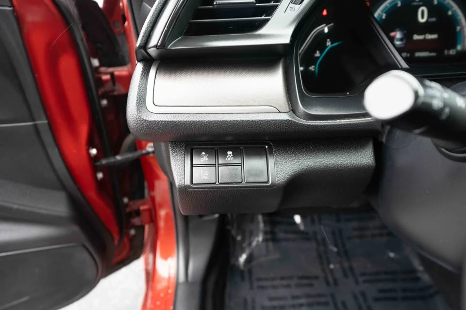 2021 Honda Civic 10th Gen - Image 10 of 19