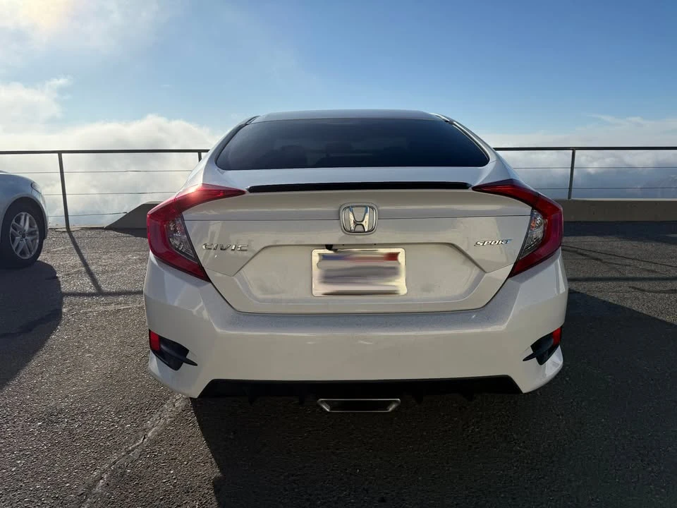2021 Honda Civic 10th Gen - Image 6 of 17