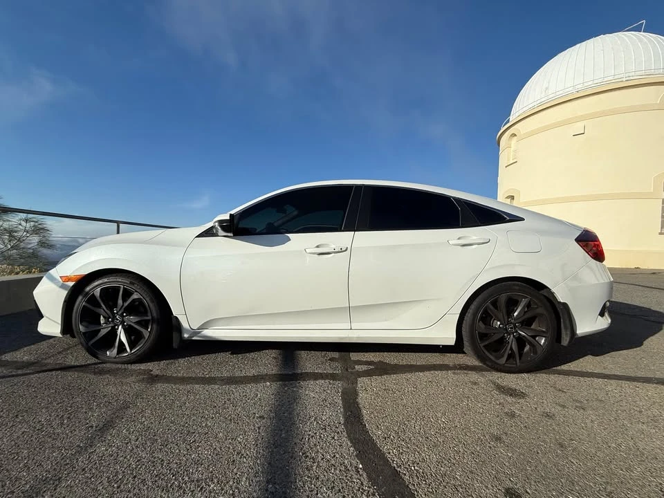2021 Honda Civic 10th Gen - Image 4 of 17