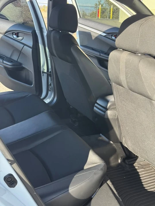 2021 Honda Civic 10th Gen - Image 12 of 17