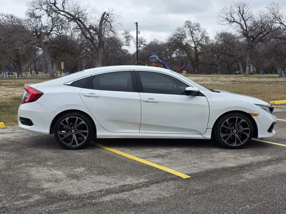 2021 Honda Civic 10th Gen - Image 7 of 14