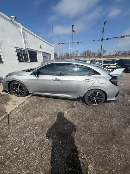 2021 Honda Civic 10th Gen - Image 2 of 4