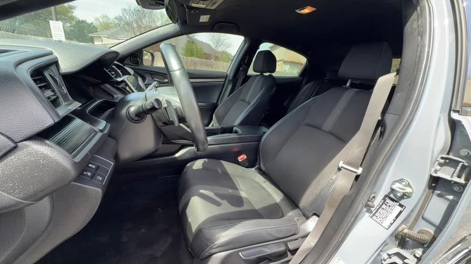 2021 Honda Civic 10th Gen - Image 6 of 11