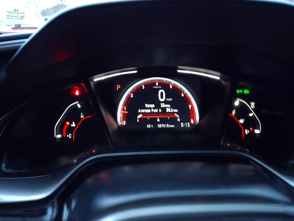 2021 Honda Civic 10th Gen - Image 15 of 19
