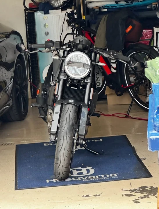 2021 Husqvarna - Image 3 of 6