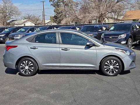 2021 Hyundai Accent SE