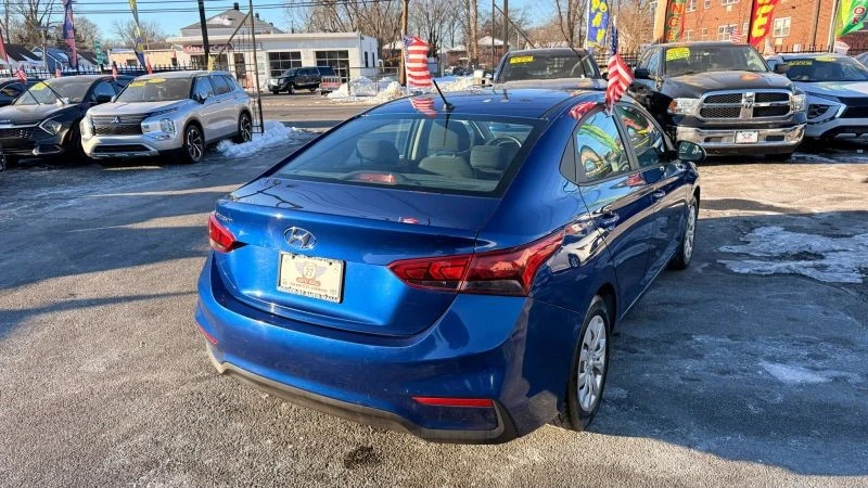 2021 Hyundai Accent - Image 7 of 12