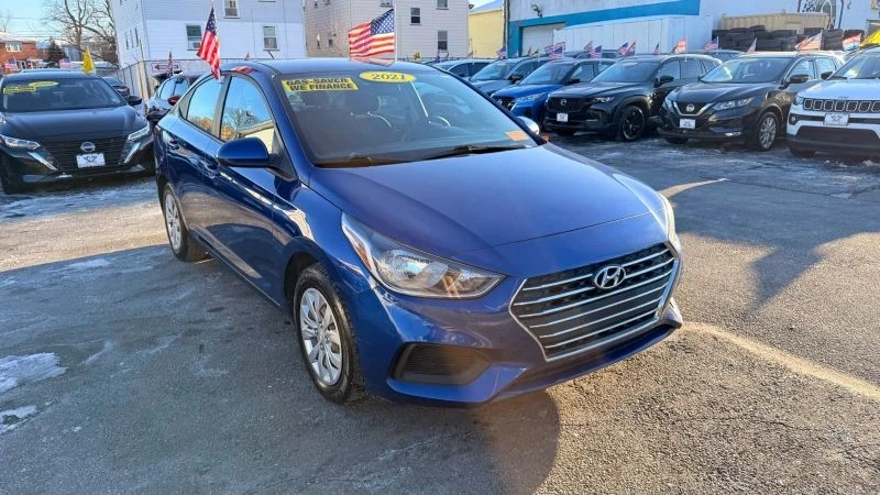 2021 Hyundai Accent - Image 2 of 12