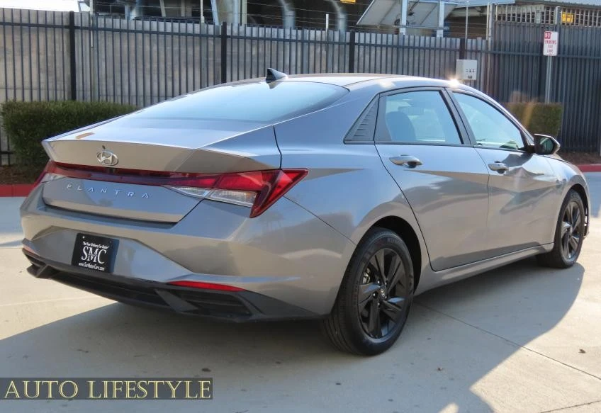 2021 Hyundai Elantra - Image 6 of 21