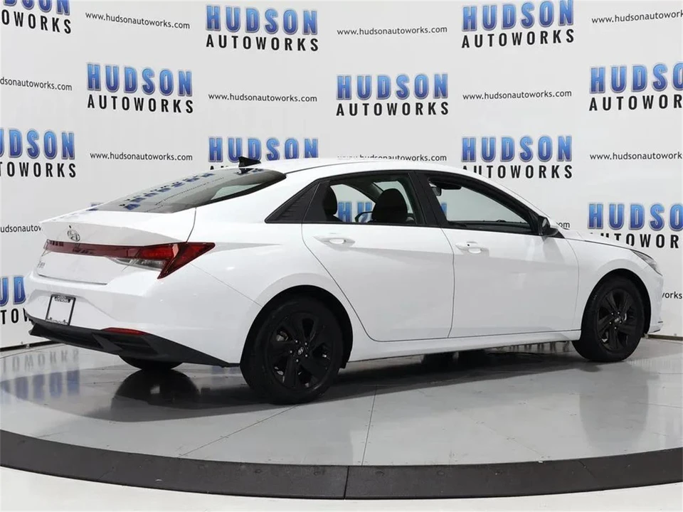 2021 Hyundai Elantra - Image 6 of 31