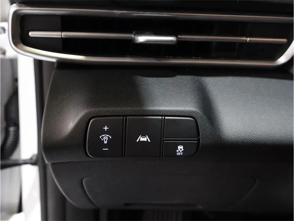 2021 Hyundai Elantra - Image 13 of 31