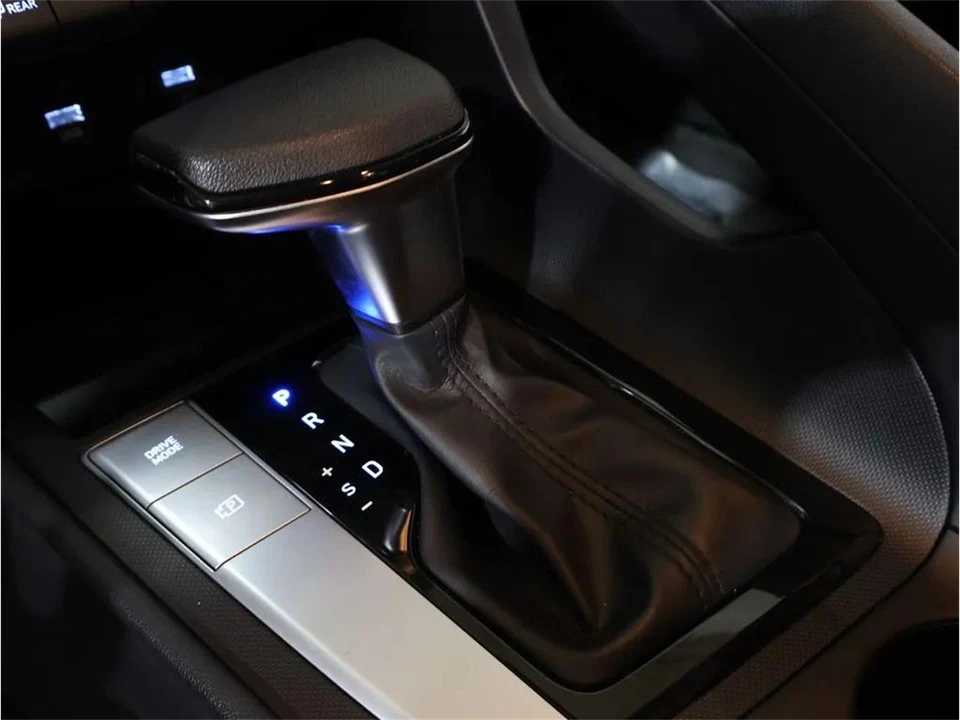 2021 Hyundai Elantra - Image 20 of 31