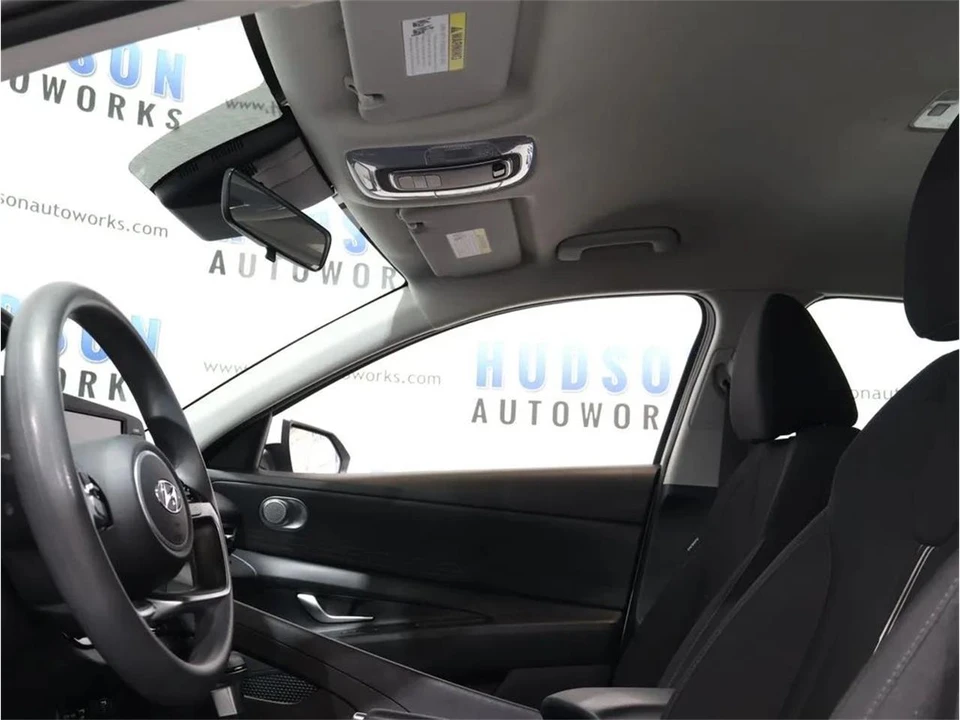 2021 Hyundai Elantra - Image 21 of 31