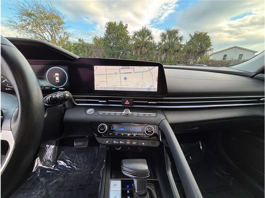 2021 Hyundai Elantra - Image 11 of 21