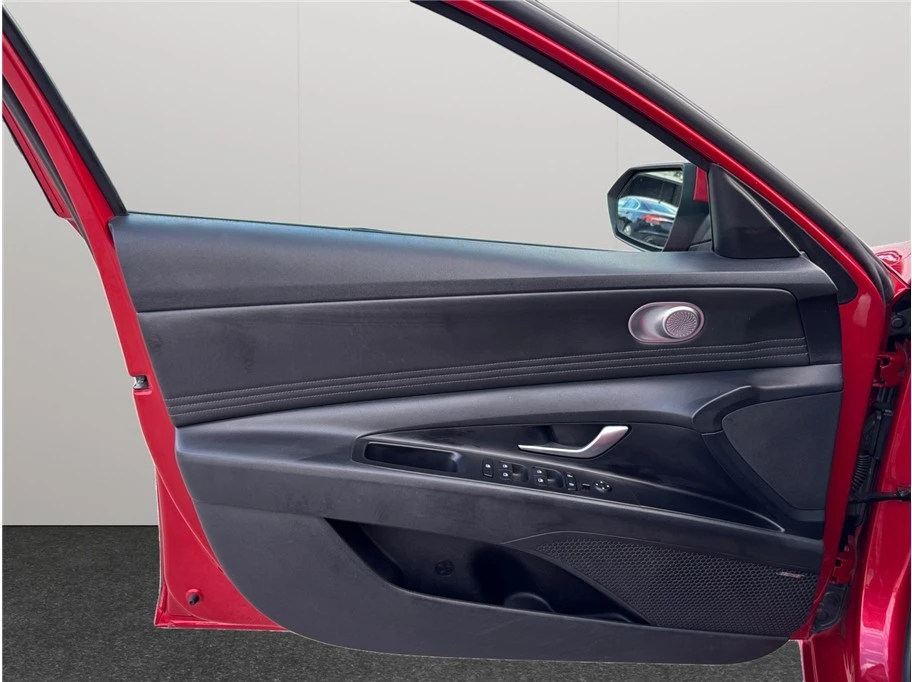 2021 Hyundai Elantra - Image 20 of 21