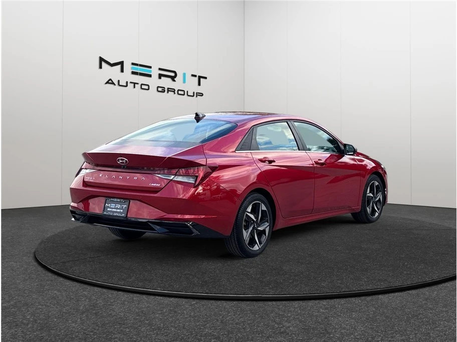 2021 Hyundai Elantra - Image 9 of 21