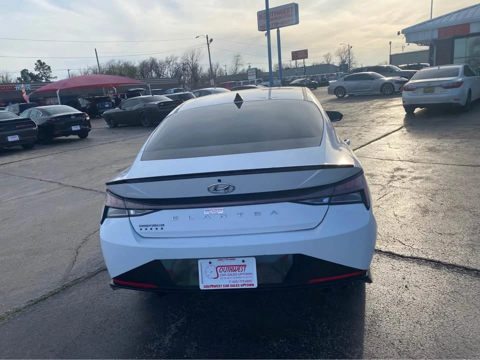 2021 Hyundai Elantra - Image 2 of 16
