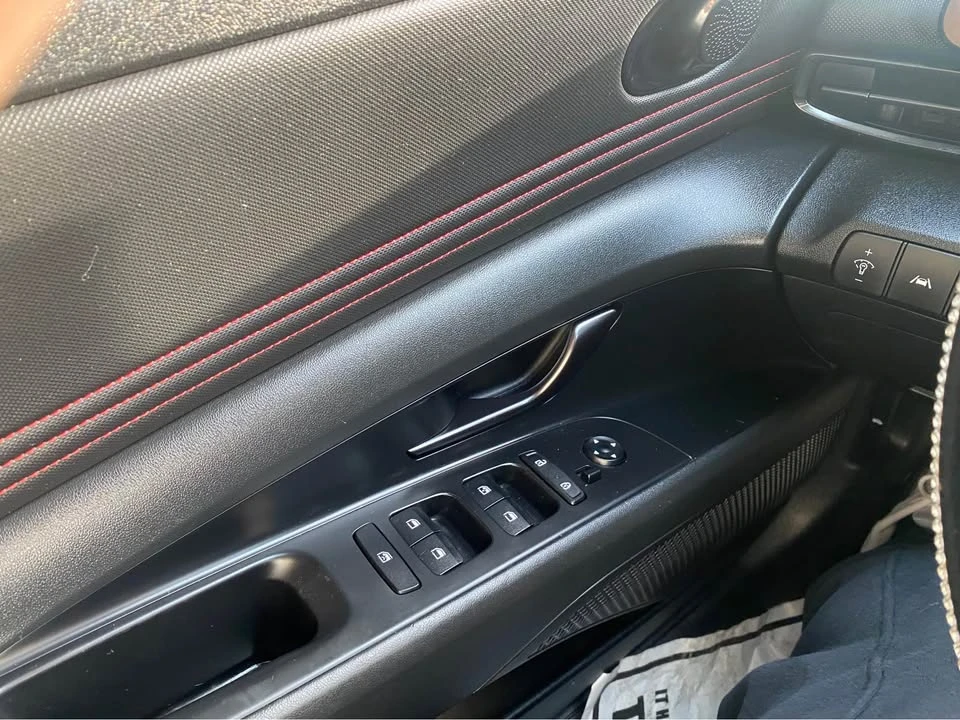 2021 Hyundai Elantra - Image 12 of 16