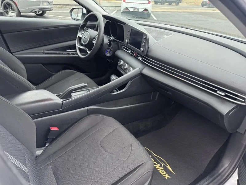 2021 Hyundai Elantra - Image 8 of 11