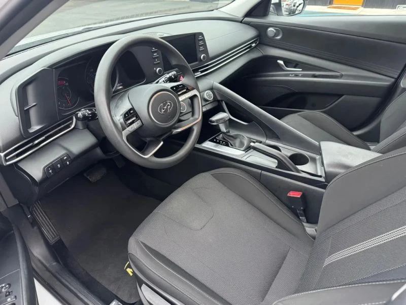 2021 Hyundai Elantra - Image 5 of 11