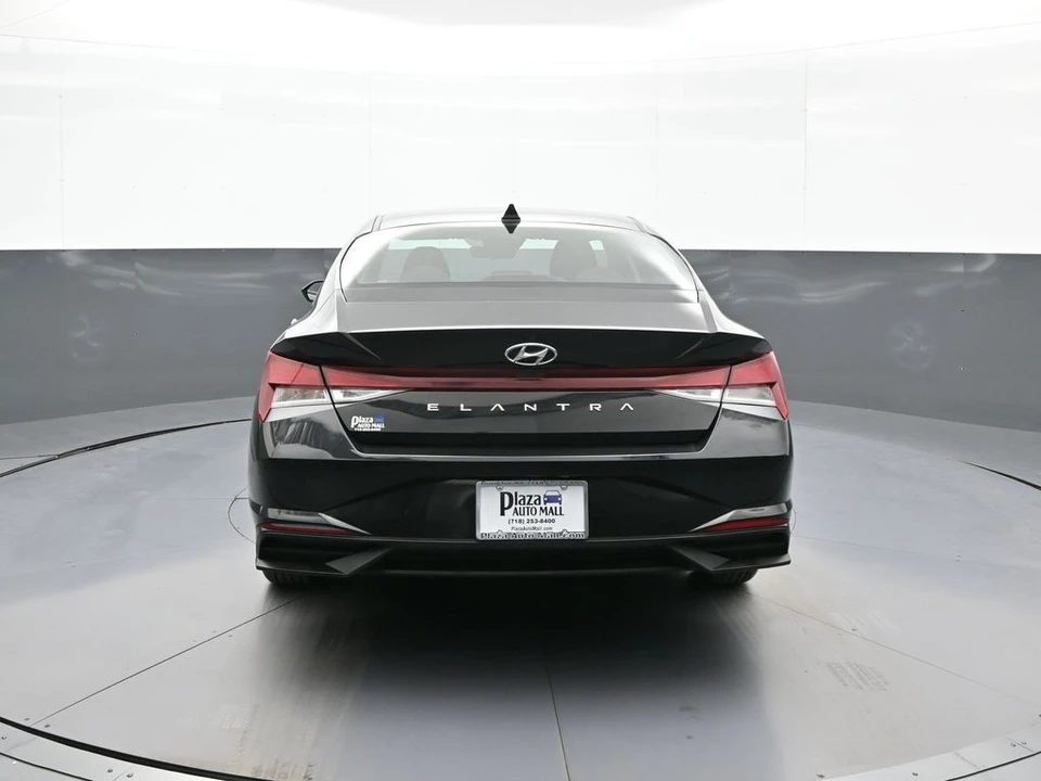 2021 Hyundai Elantra - Image 7 of 21