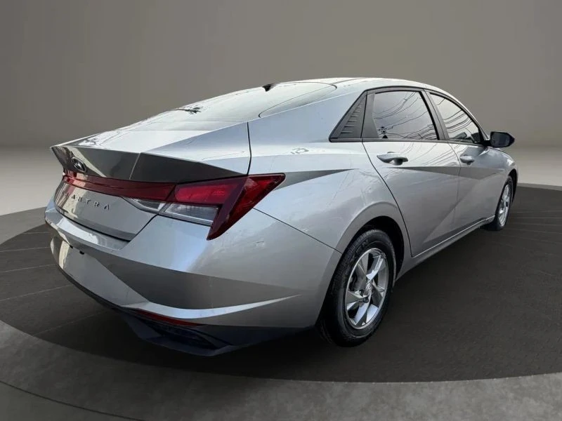 2021 Hyundai Elantra - Image 5 of 12