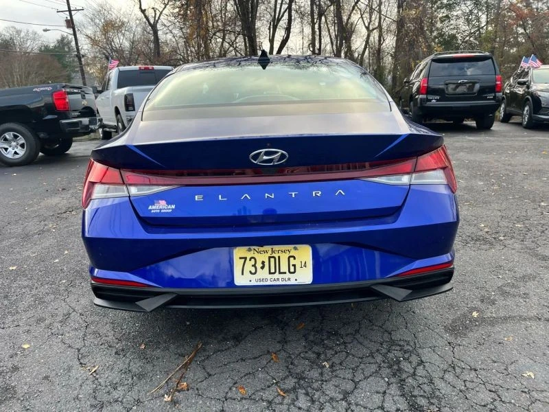 2021 Hyundai Elantra - Image 5 of 12