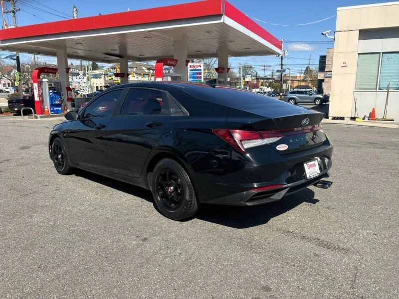 2021 Hyundai Elantra - Image 4 of 12