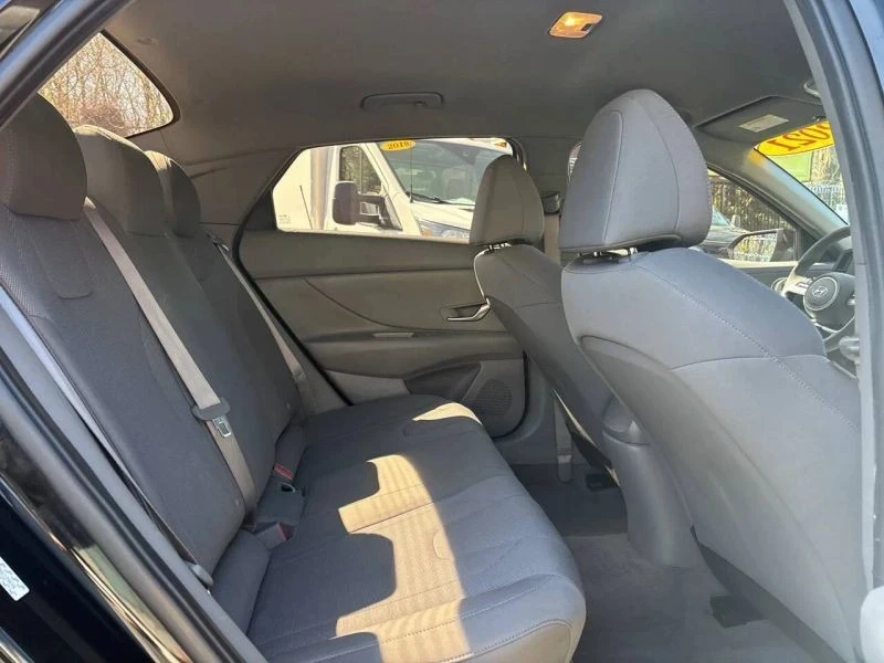 2021 Hyundai Elantra - Image 10 of 12