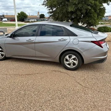 2021 Hyundai Elantra SE