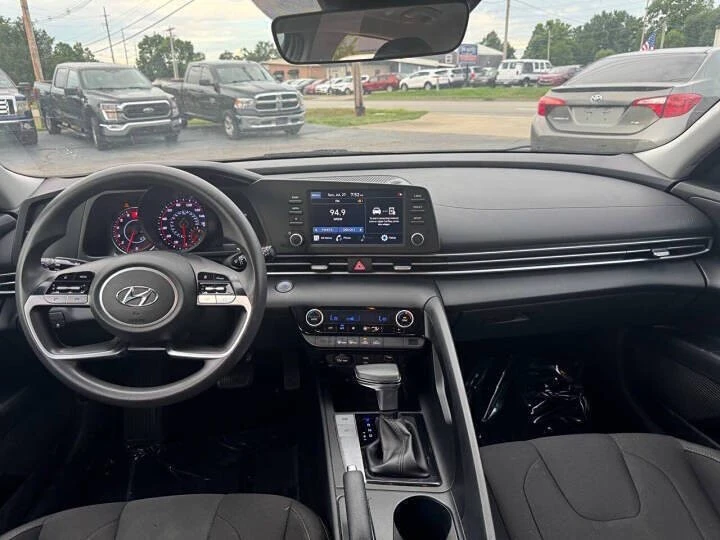 2021 Hyundai Elantra - Image 5 of 5