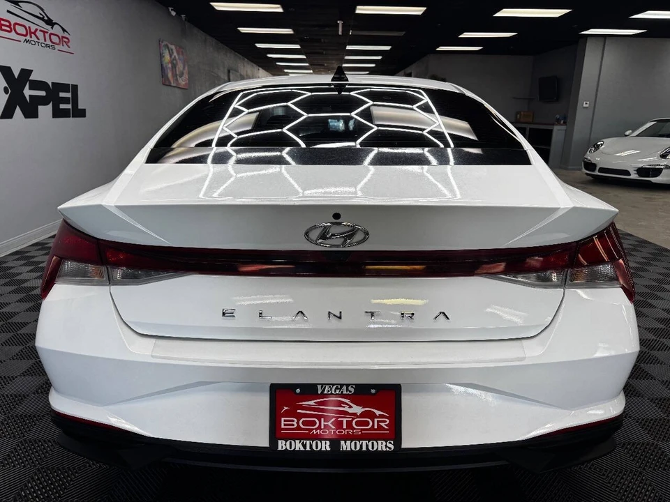 2021 Hyundai Elantra - Image 10 of 12