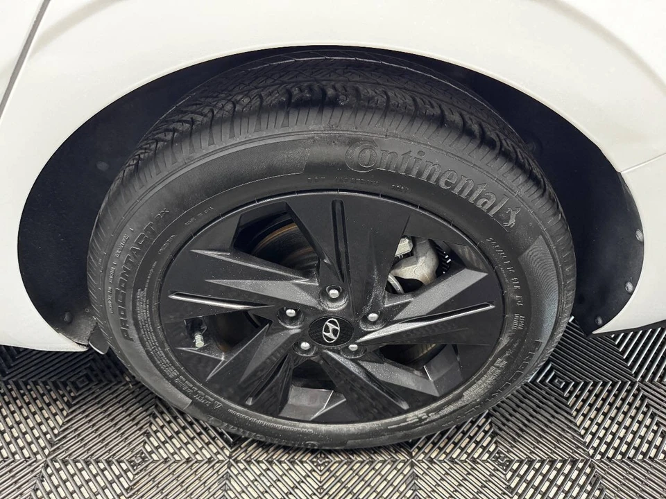 2021 Hyundai Elantra - Image 18 of 21