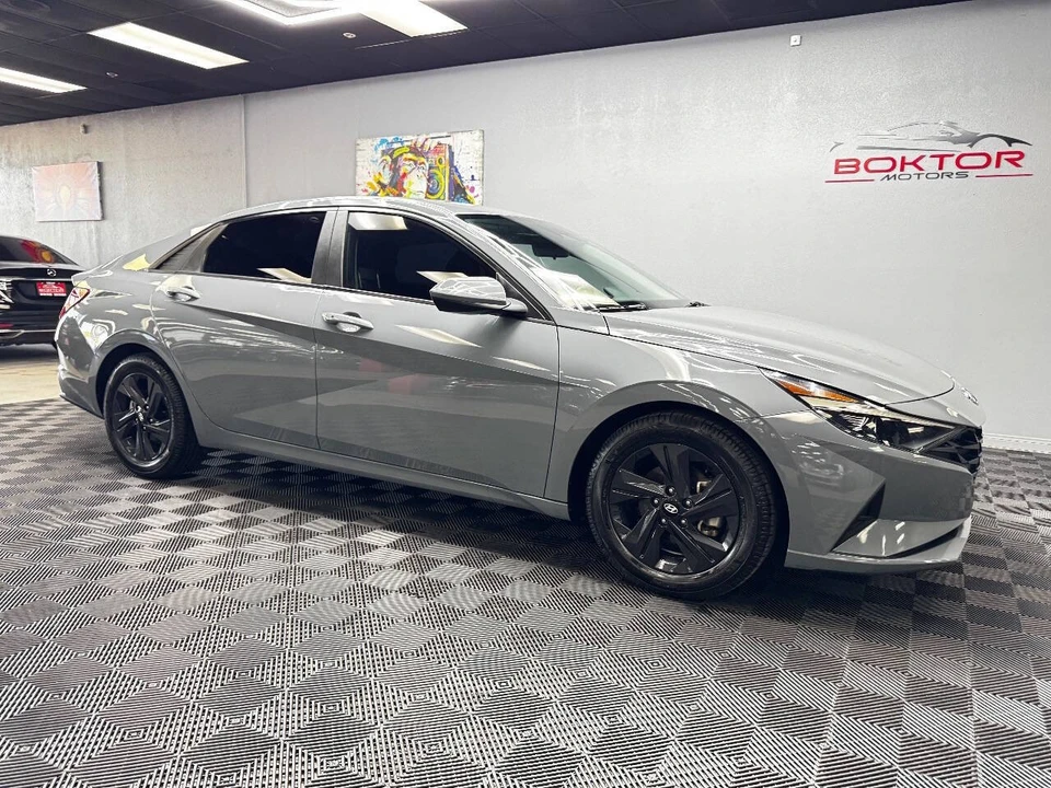 2021 Hyundai Elantra - Image 2 of 12