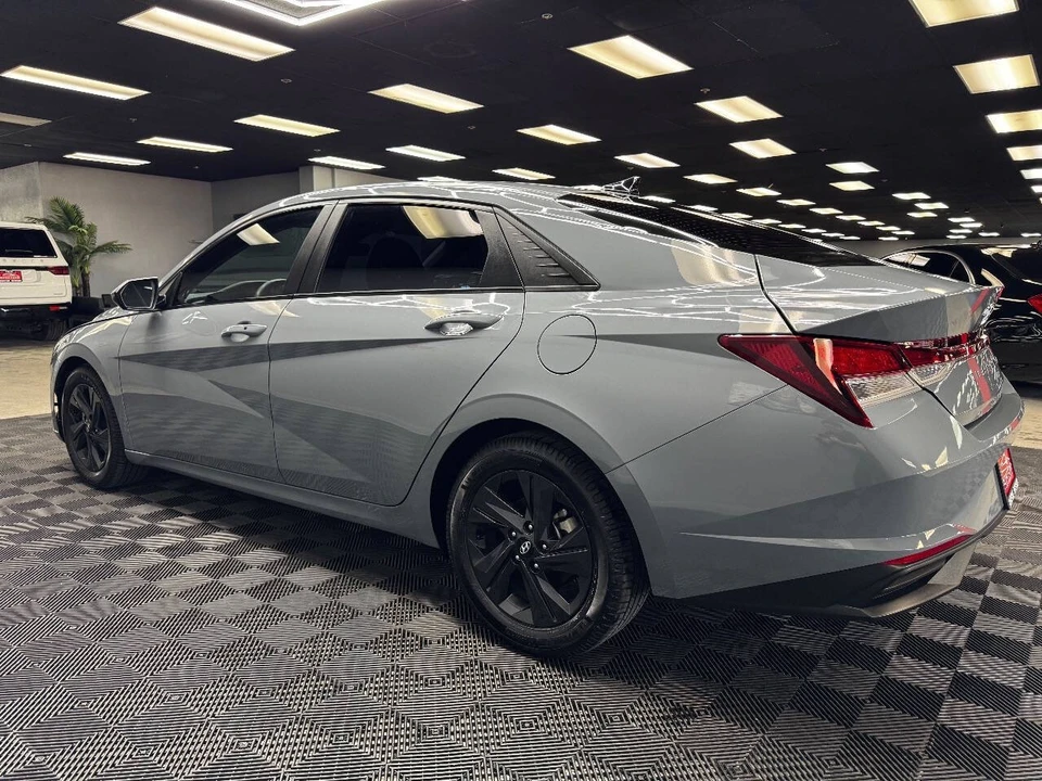 2021 Hyundai Elantra - Image 8 of 12