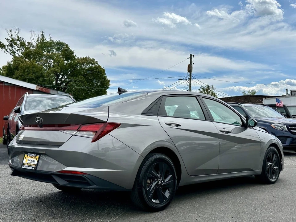 2021 Hyundai Elantra - Image 7 of 21