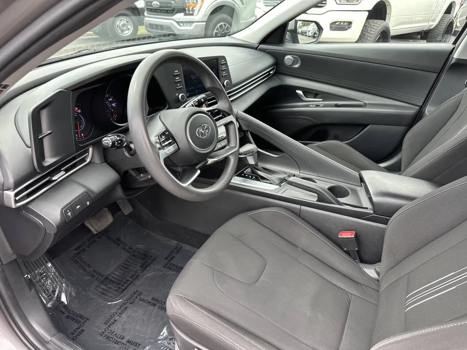 2021 Hyundai Elantra - Image 9 of 21