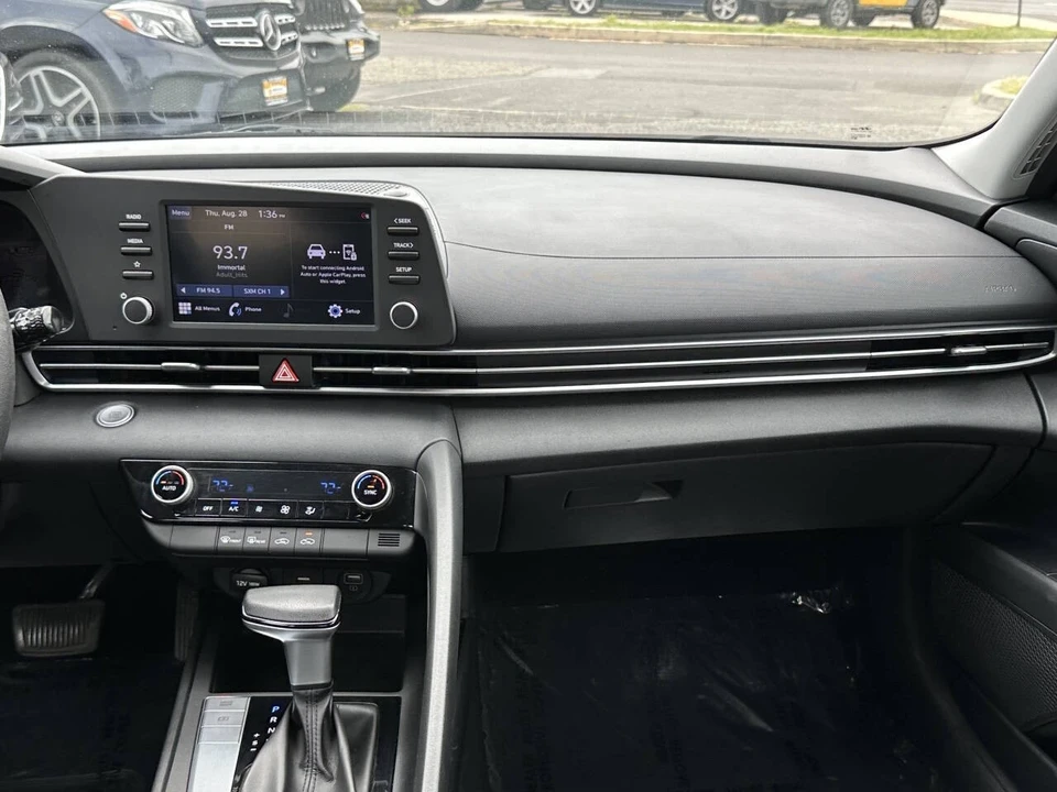 2021 Hyundai Elantra - Image 17 of 21