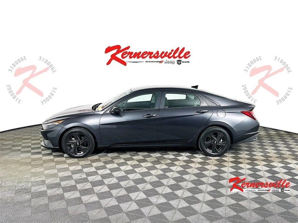 2021 Hyundai Elantra - Image 4 of 21