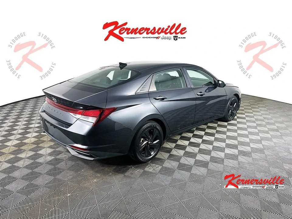 2021 Hyundai Elantra - Image 7 of 21