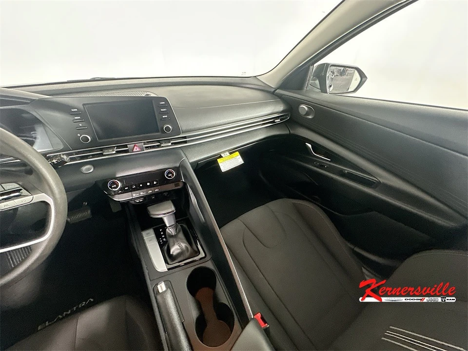 2021 Hyundai Elantra - Image 11 of 21