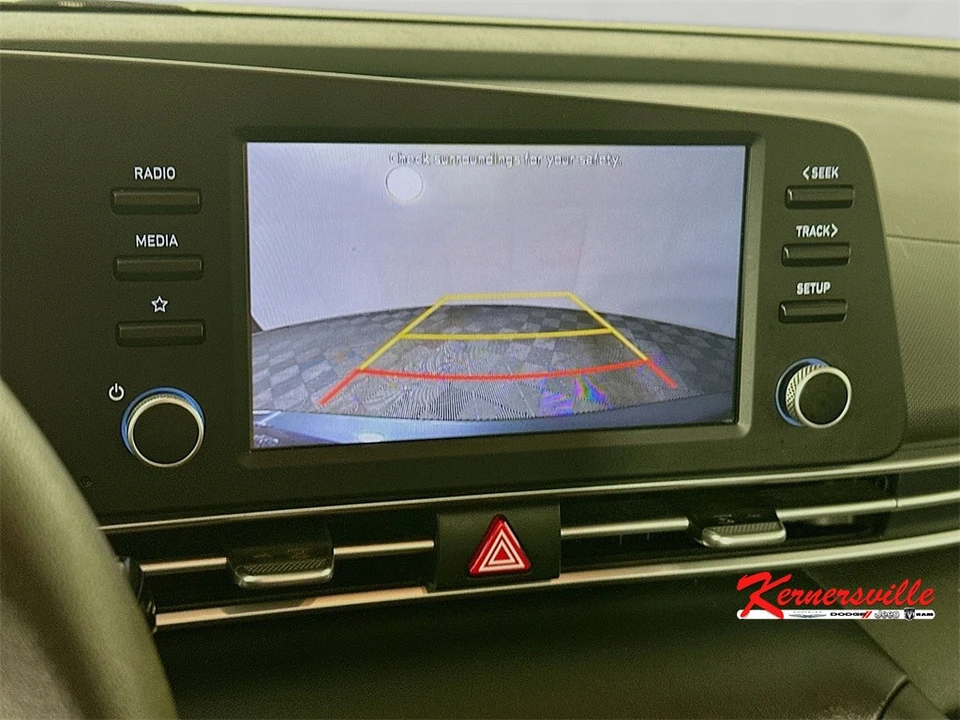2021 Hyundai Elantra - Image 19 of 21