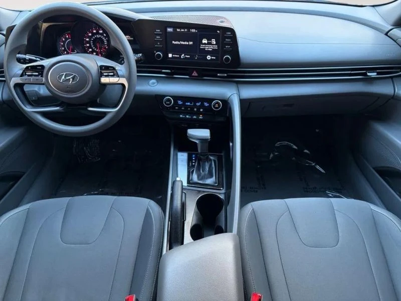 2021 Hyundai Elantra - Image 9 of 12