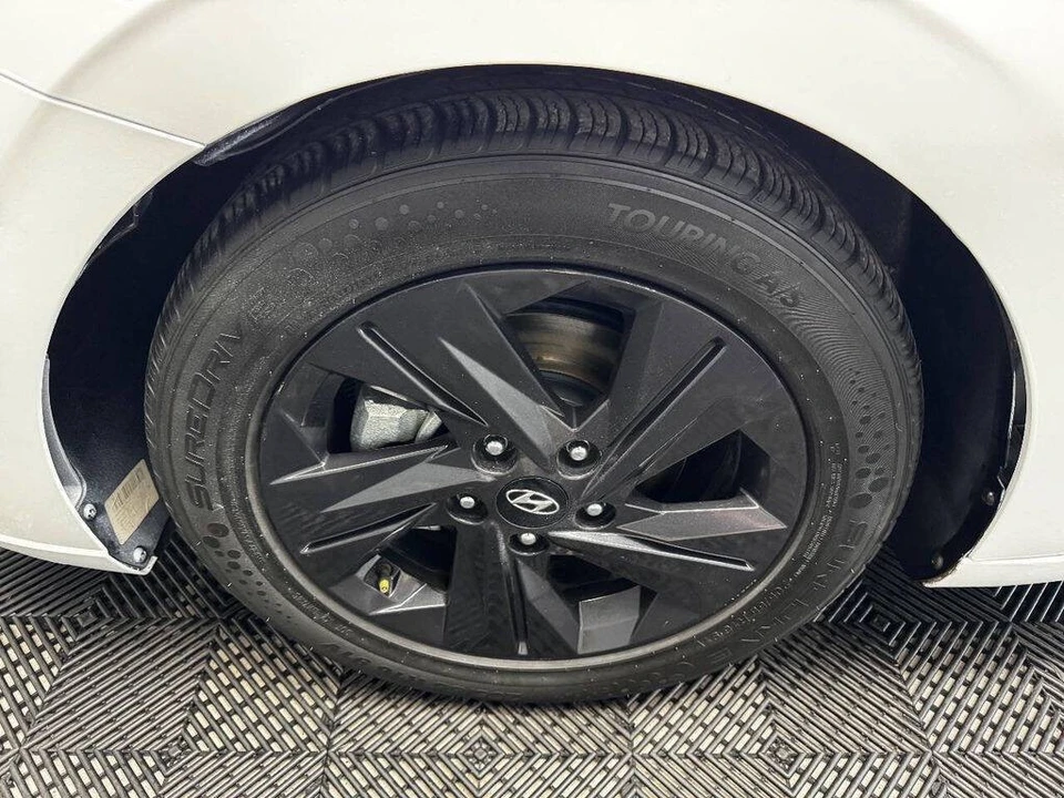 2021 Hyundai Elantra - Image 21 of 31
