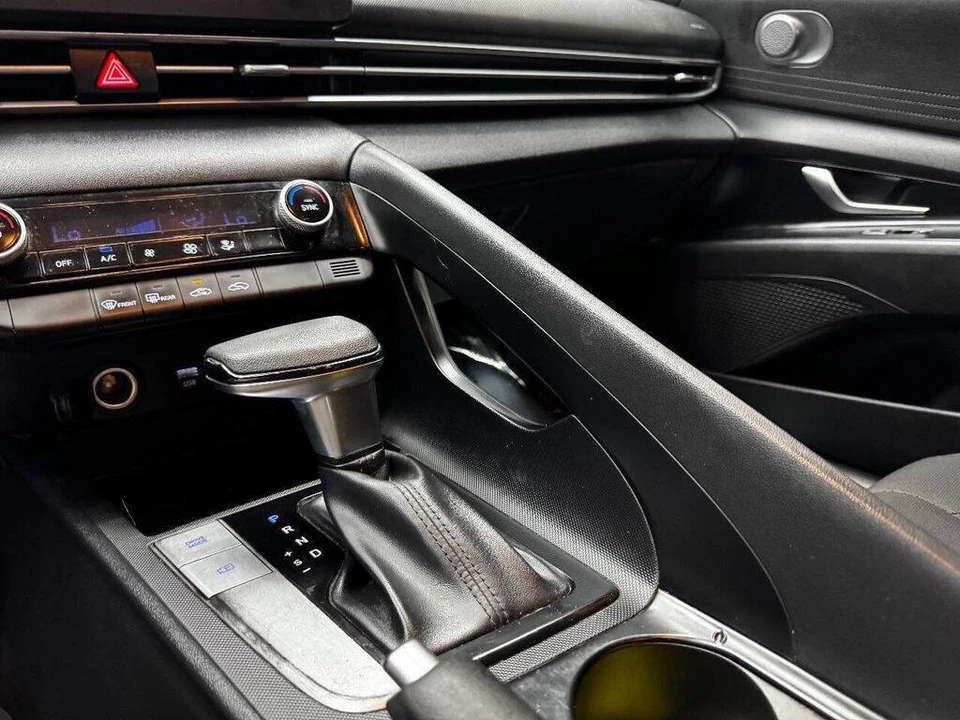 2021 Hyundai Elantra - Image 26 of 31