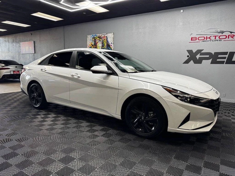 2021 Hyundai Elantra - Image 2 of 31